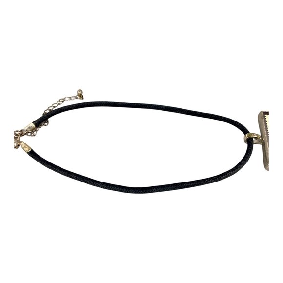 VTG Choker Necklace 14" Pendant UN 1993 Snow Leopard Stamp Cord Y2K Indie Boho - Picture 7 of 16